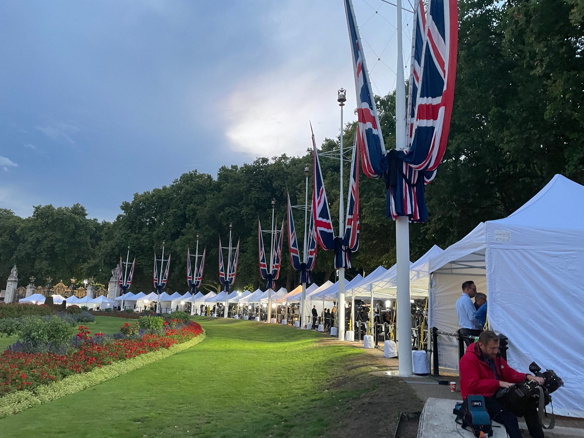 The world's media surrounding Buckingham Palace